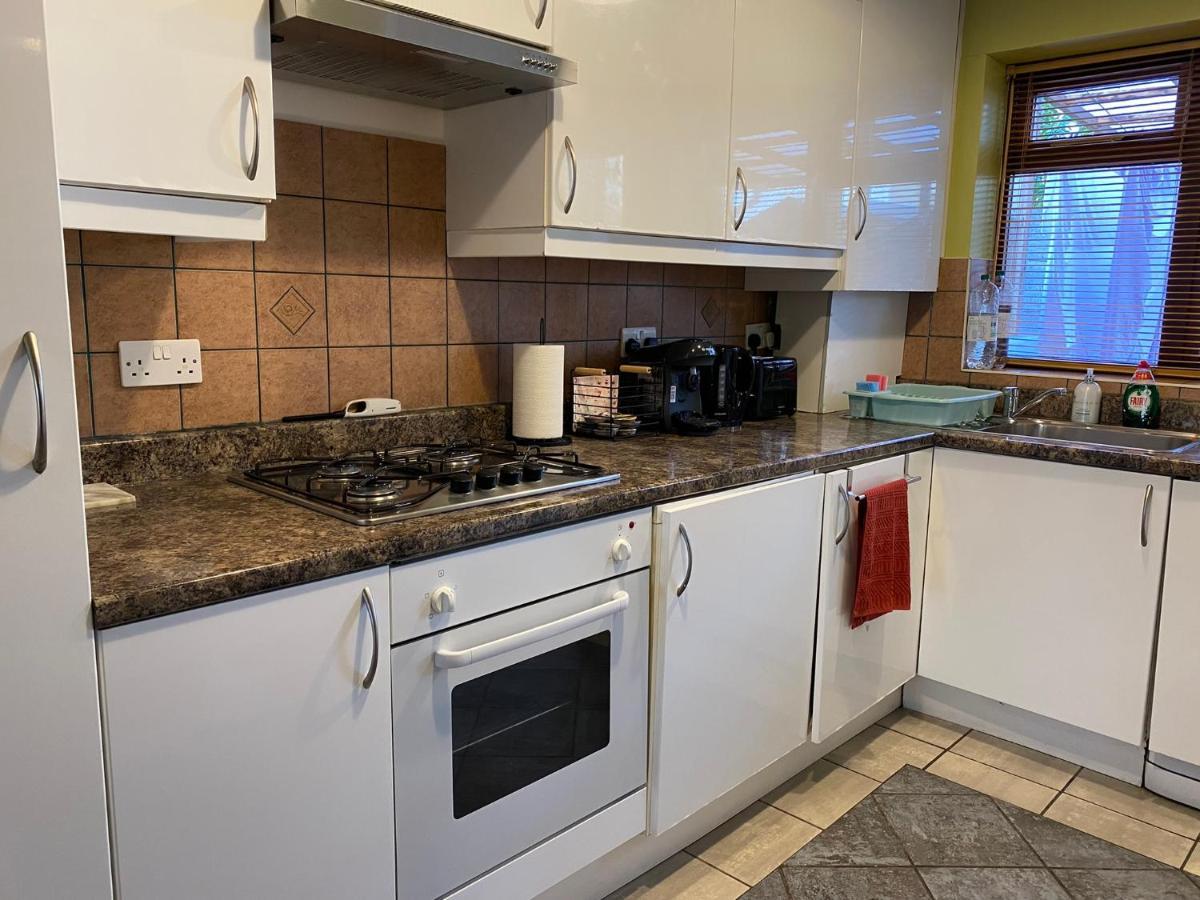 Apartamento Excel 5min Custom House Station Parking Wifi Sleeps 6 Londres