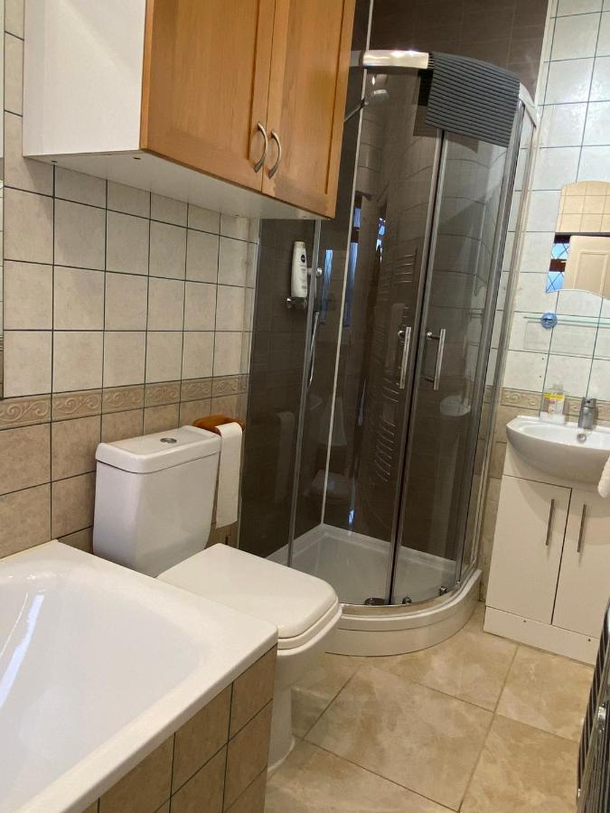 Apartamento Excel 5min Custom House Station Parking Wifi Sleeps 6 Londres