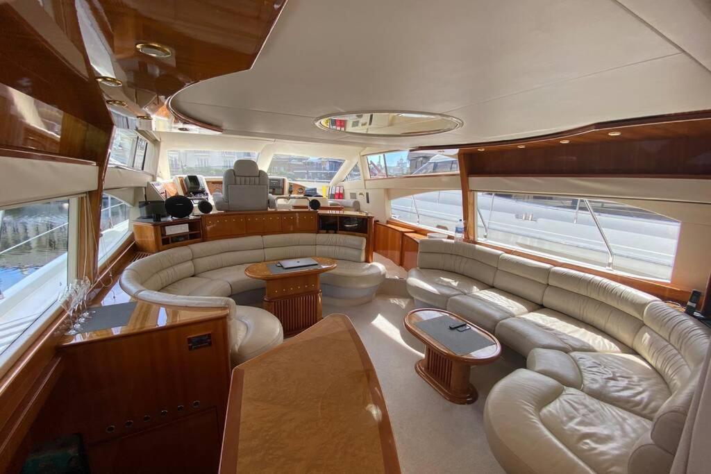 Italian Superyacht Bianca Lucida Appartement Londres