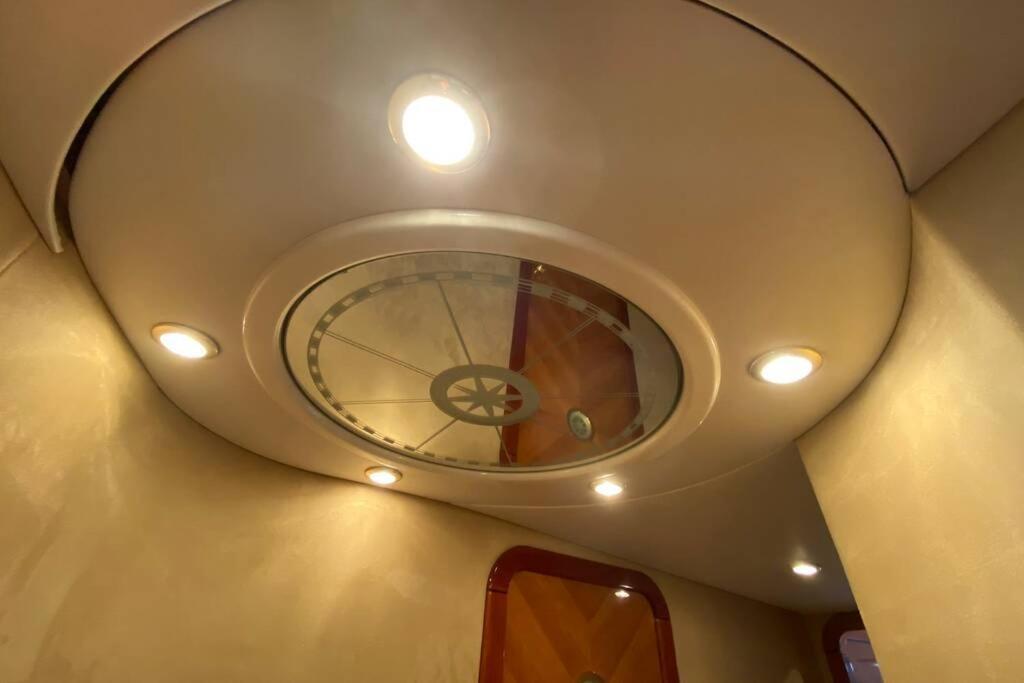 Italian Superyacht Bianca Lucida Appartement
