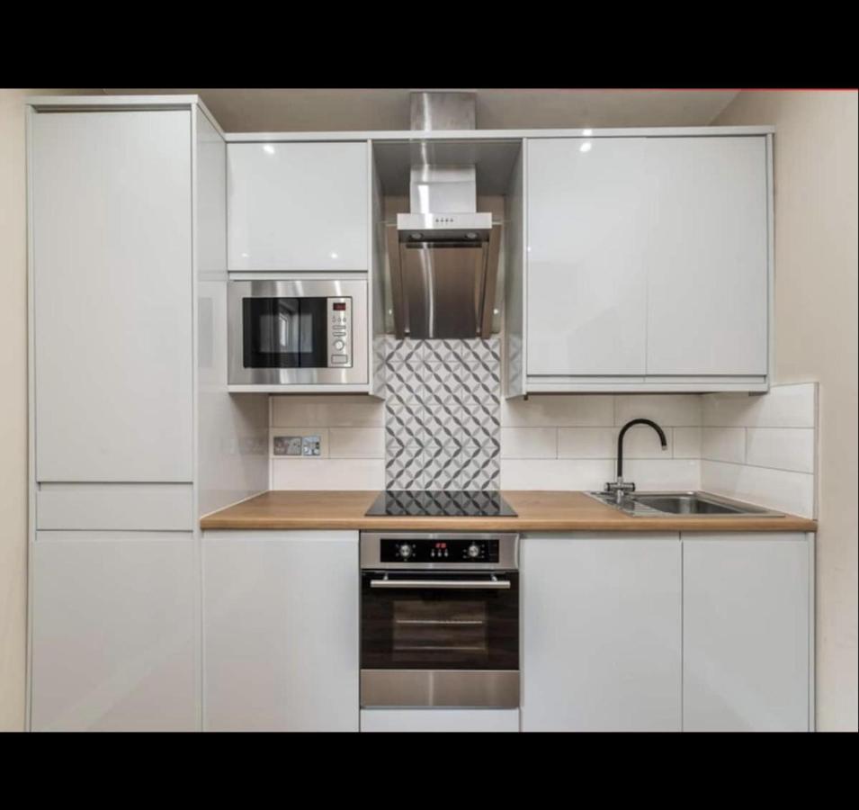 Charming 2-bed Apartment London