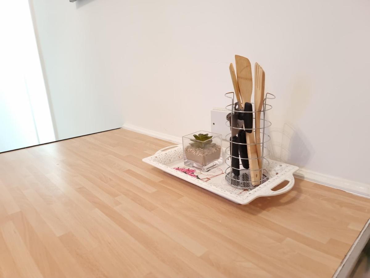 F6-comfy Ground Flr Fits 4- Near Paddington Apartamento