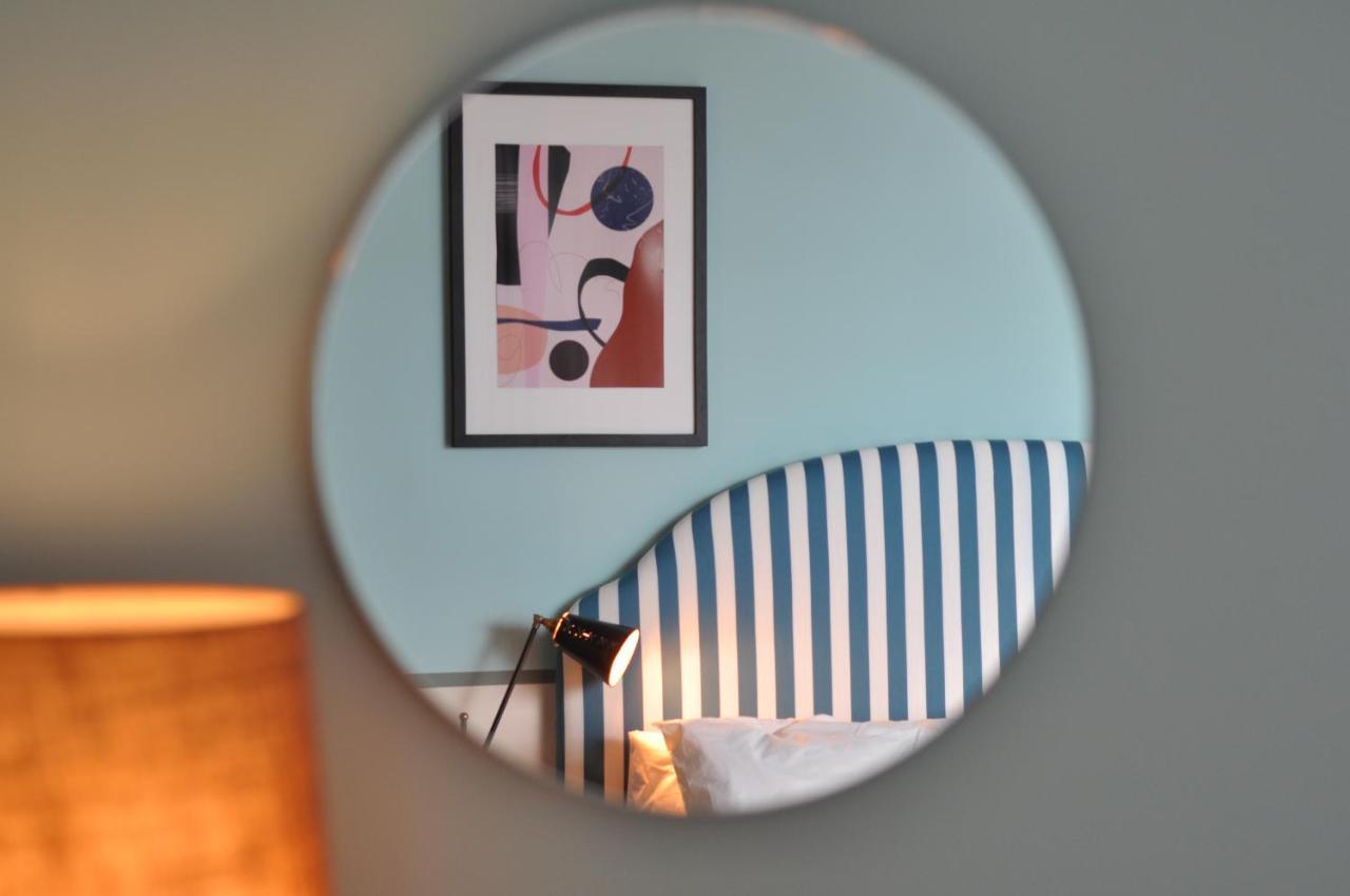 Hotel Room2 Chiswick Hometel