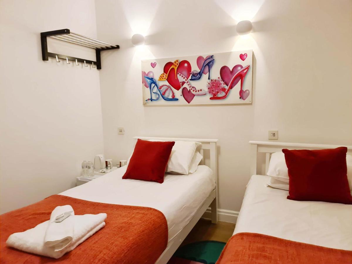 Hotel City London Hotel 3*