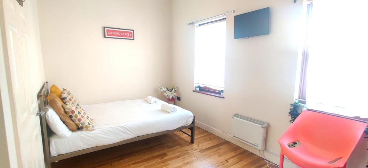 Flat Near Liverpool St & Shoreditch London. Appartement Londres