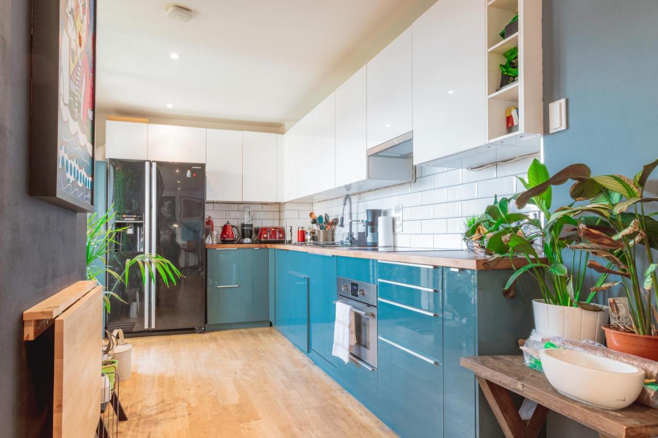 Apartment Beautiful For 6 Near Olympic Park And Abba Theatre London