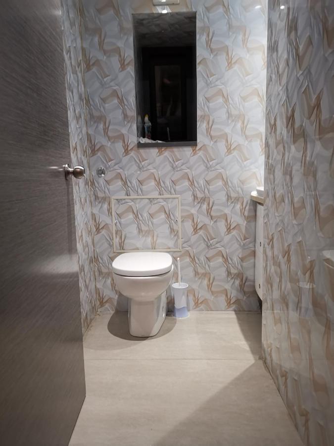 Ambar Jadwin Marahanata Apartamento *