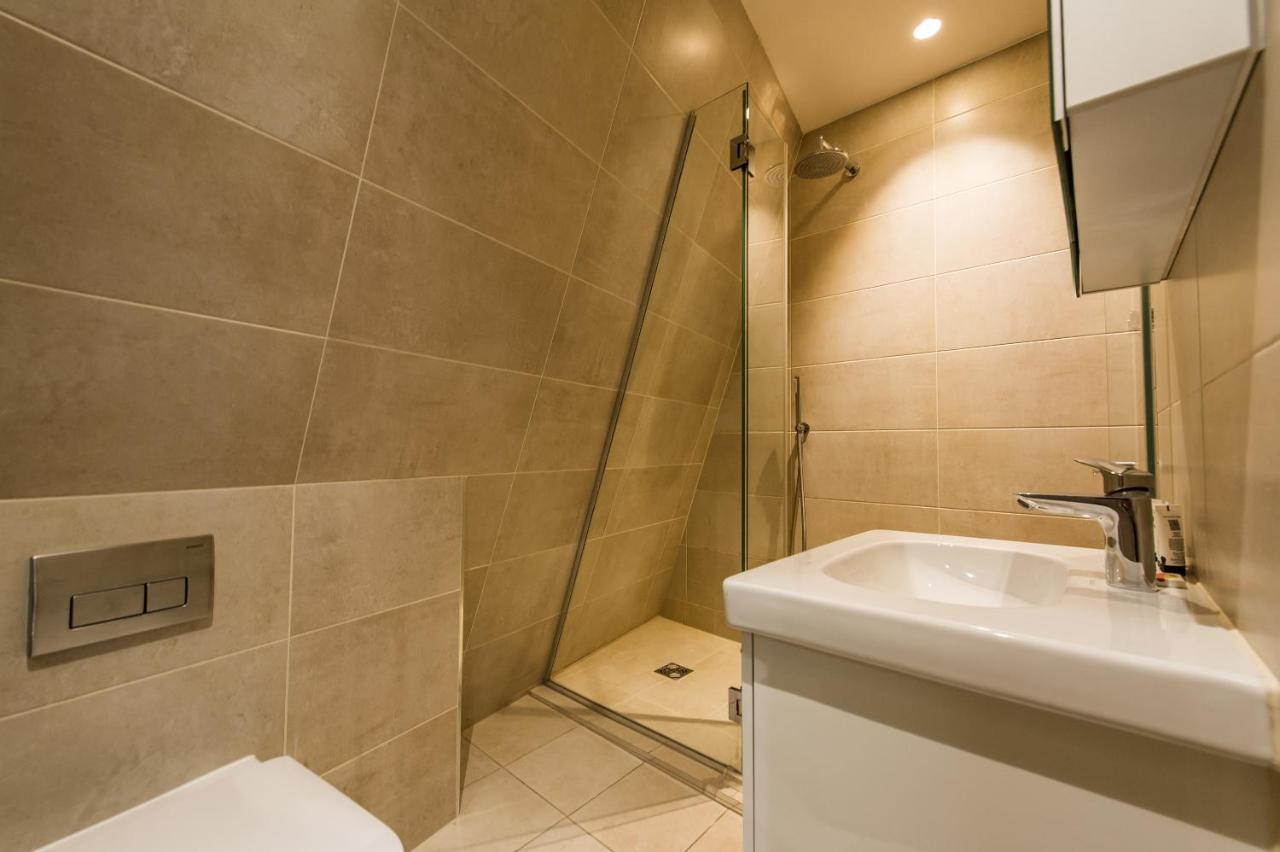 The Hay Stables - Stones Throw To Oxford Street Apartment