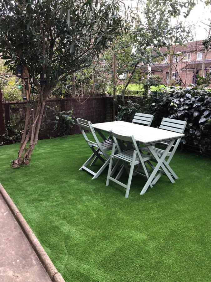 Lovely 2 Bedroom Near South Bank Apartamento *