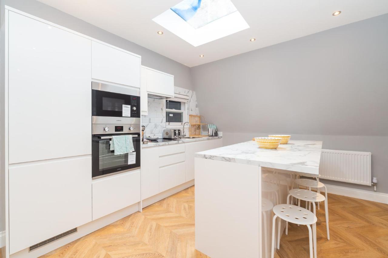 Apartment Stunning Hyde Park