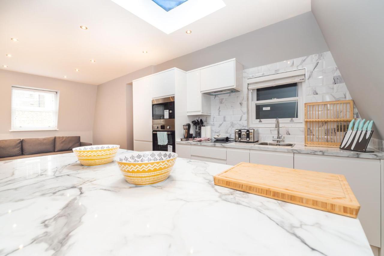 Apartment Stunning Hyde Park