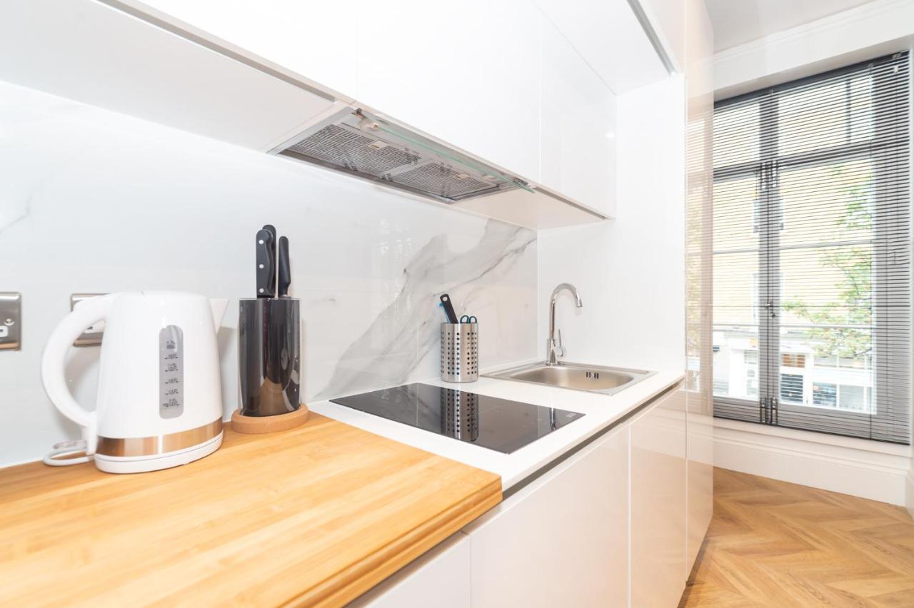 Apartment Stunning Hyde Park London