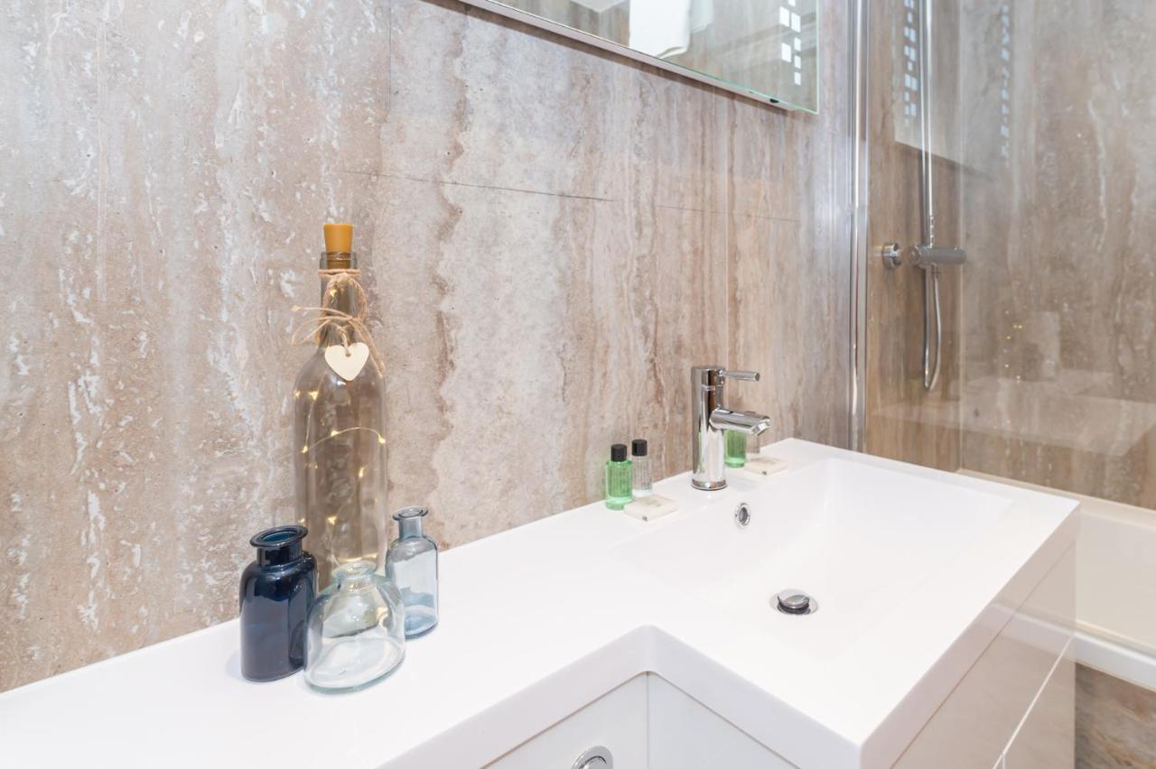 Apartment Stunning Hyde Park London