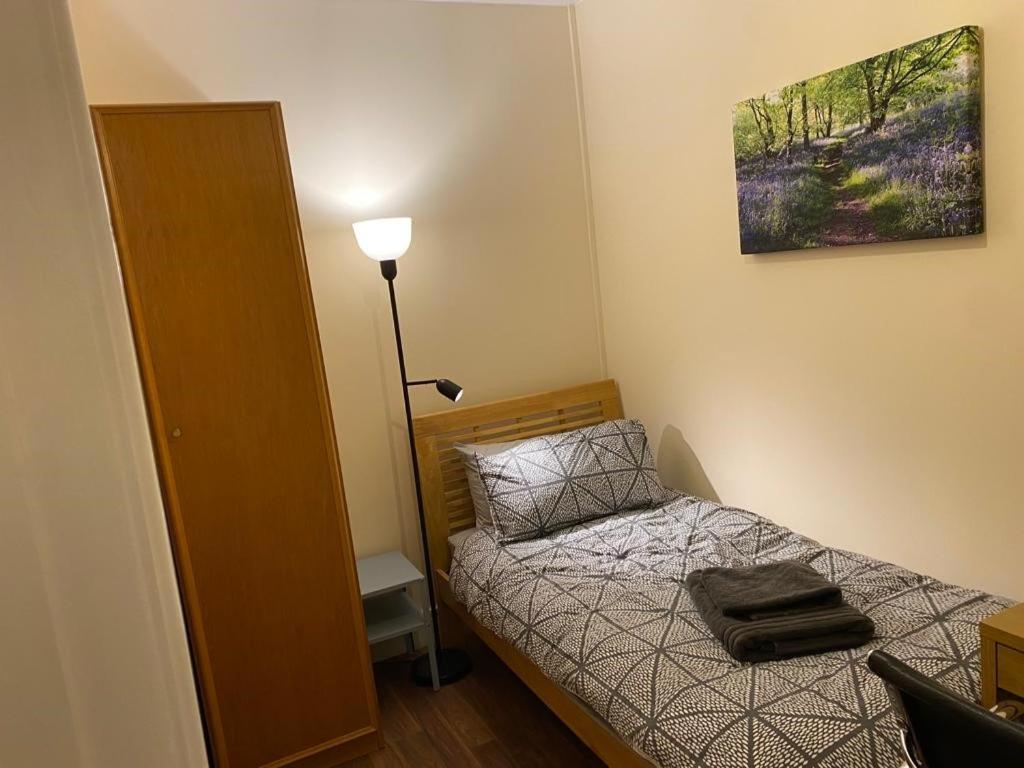 Hospedagem domiciliar Cosy Ealing *