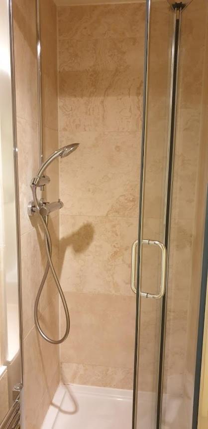 Double With Bathroom In - Vauxhall * Londres