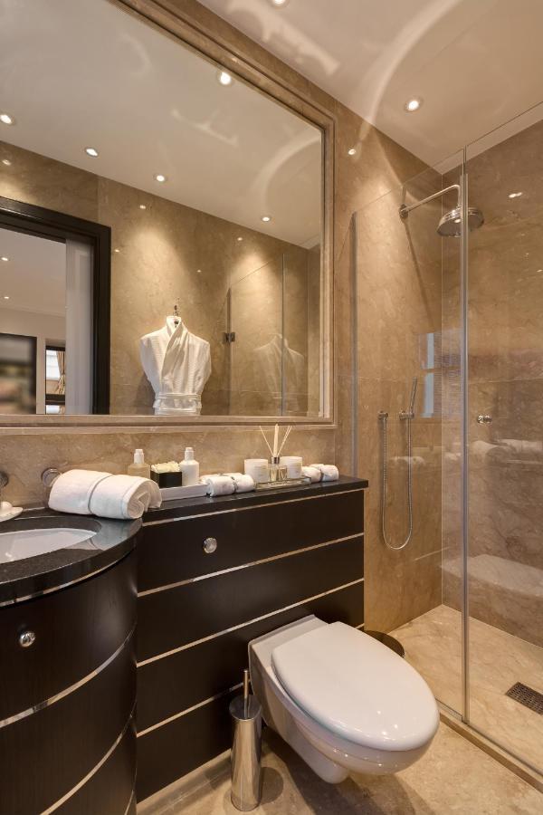 Majestic Belgrave House Next To Buckingham Palace Garden * Londres