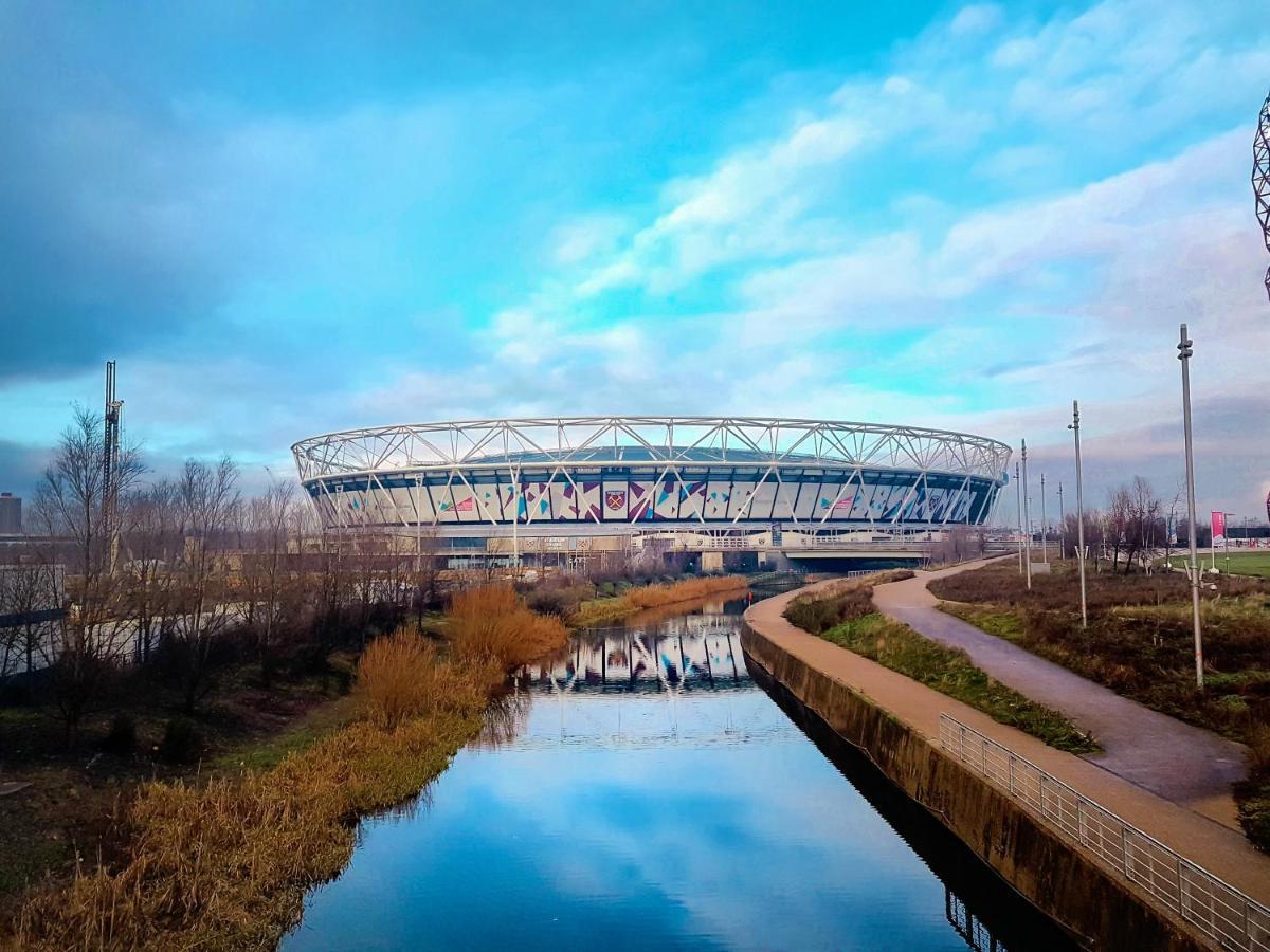 Apartment Beautiful For 6 Near Olympic Park And Abba Theatre London