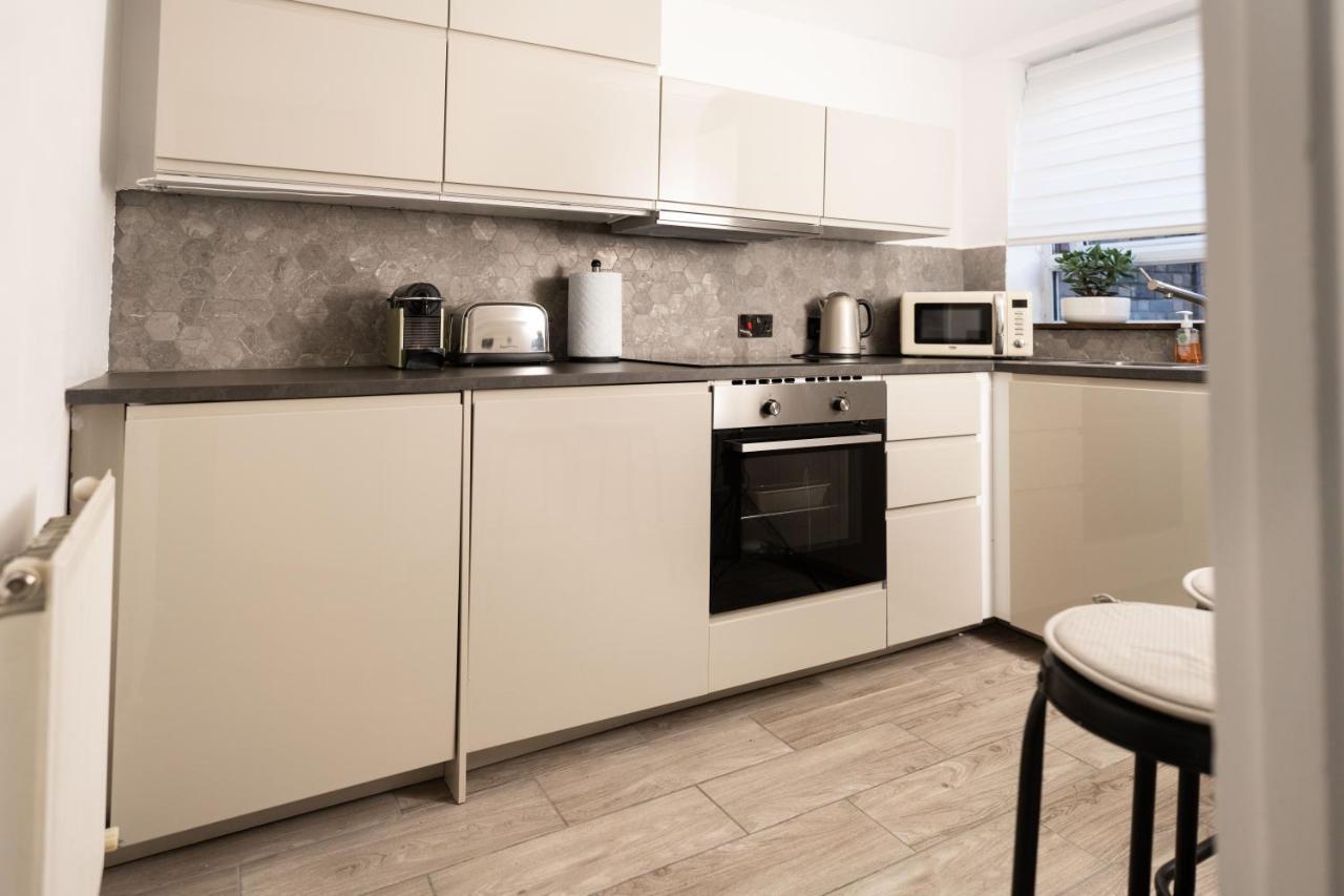 Chelsea Private Garden Maisonette Londen