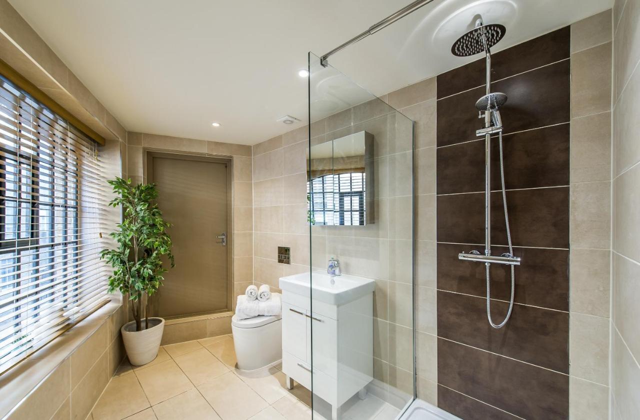 The Hay Stables - Stones Throw To Oxford Street Apartment London
