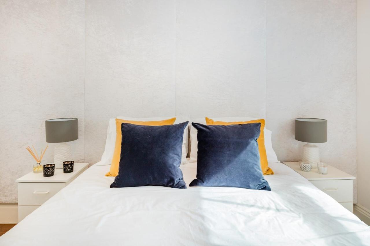 Apartamento Superb 3 Bed/bath Luxury + Ibiza Roof Terrace Londres