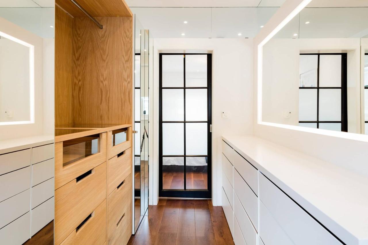 Superb 3 Bed/bath Luxury + Ibiza Roof Terrace * Londres