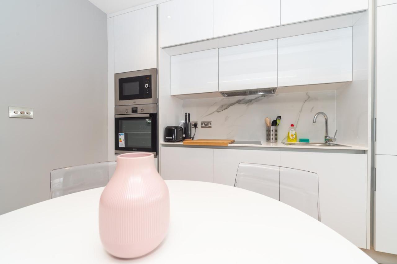 Stunning Hyde Park Apartment London