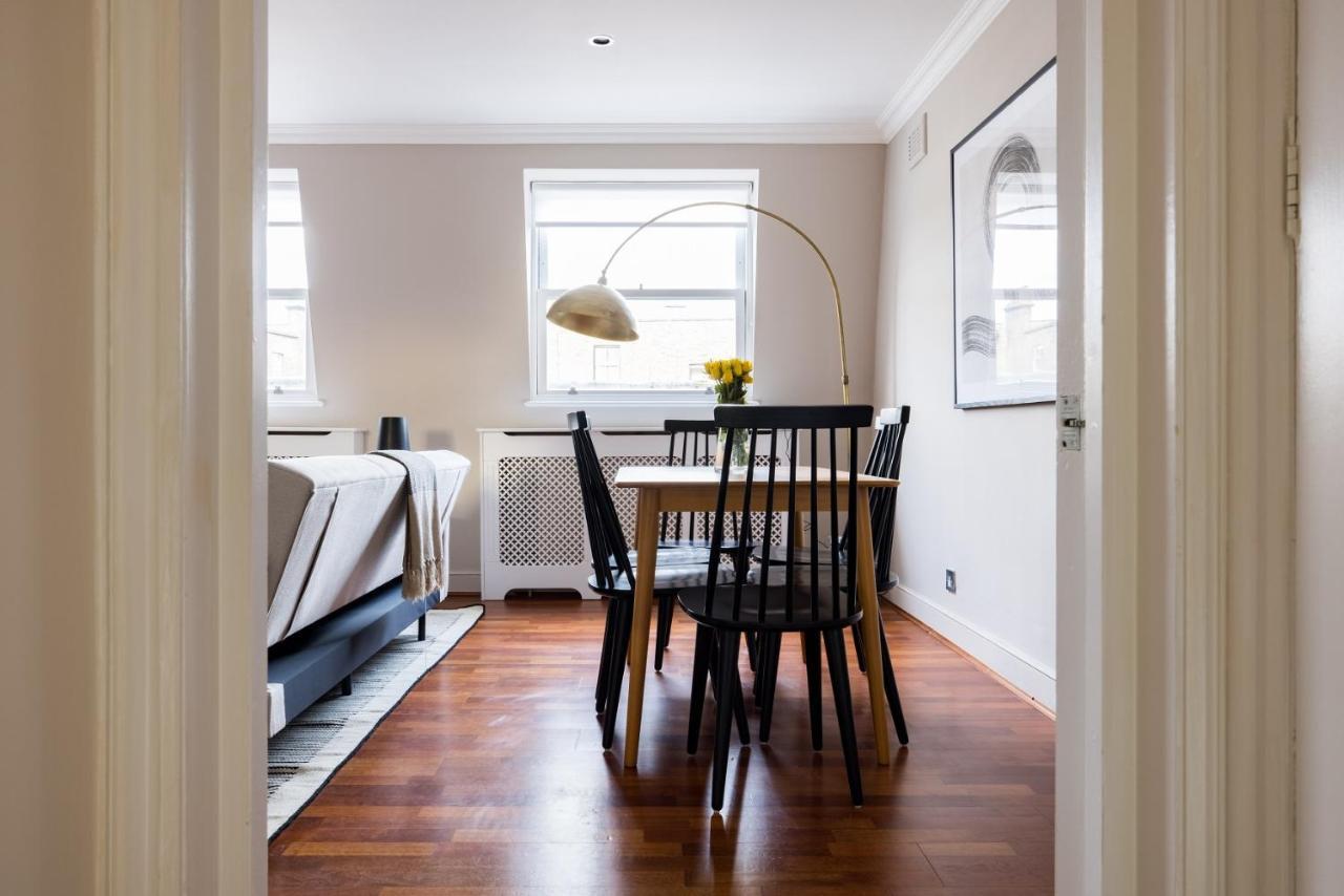 The Chelsea Corner - Stylish 2bdr With Rooftop Terrace Apartamento