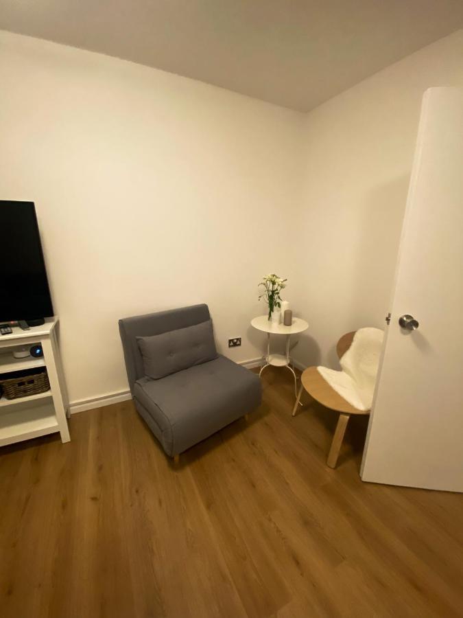 Lovely One Bedroom Flat In The Heart Of * Londres