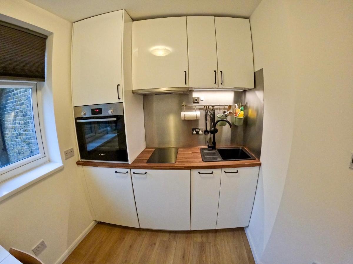 Apartamento Lovely One Bedroom Flat In The Heart Of *