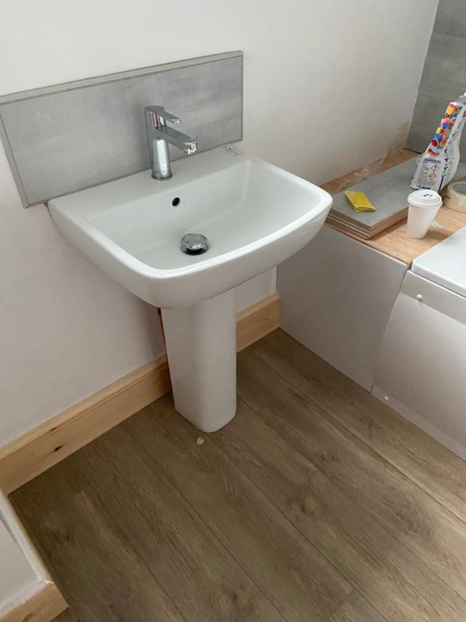 Lovely, Recently Refurbished Four Bedroom House.. Сasa de vacaciones Londres