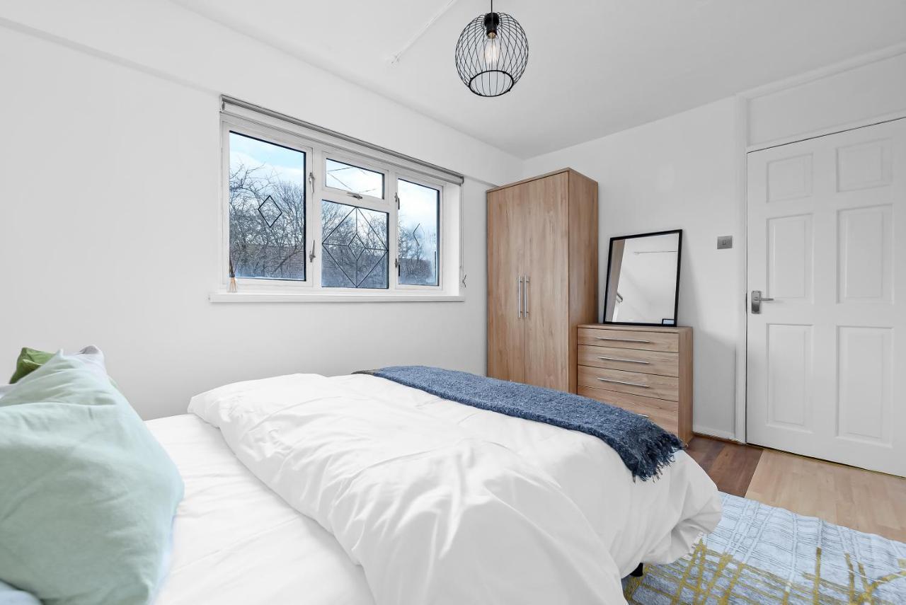 Stylish Excel 3 Bedroom Flat
