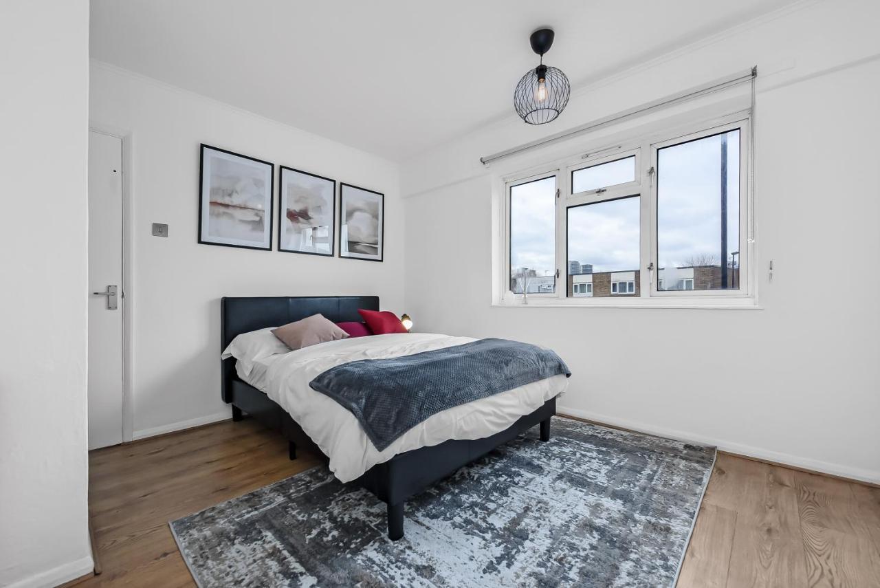 Stylish Excel 3 Bedroom Flat *