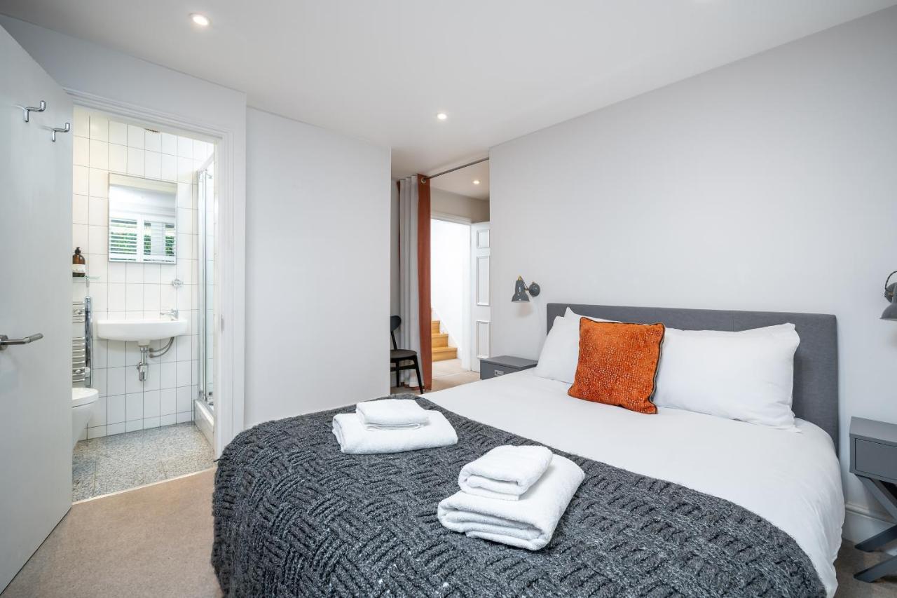Apartamento Sleek Flat With Communal Courtyard *