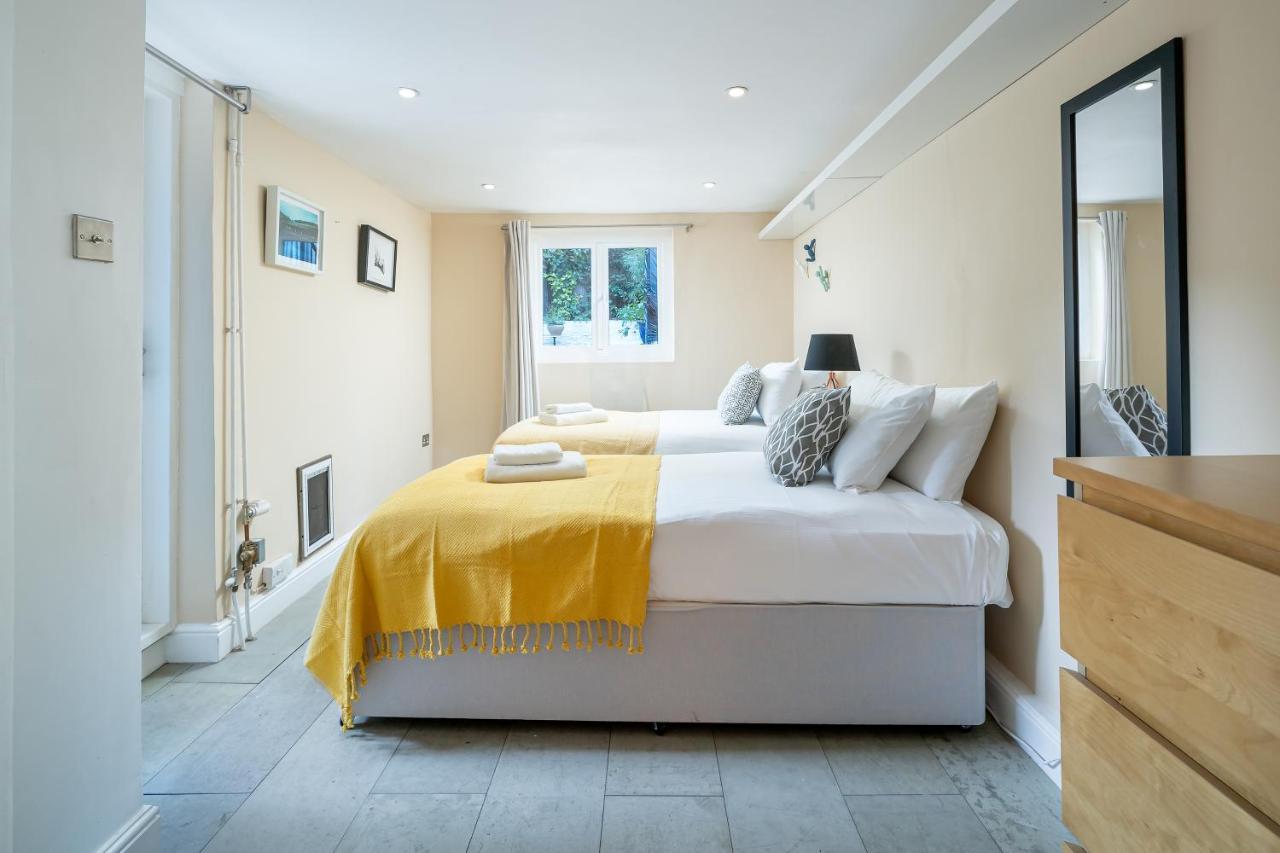 Sleek Flat With Communal Courtyard Apartamento Londres