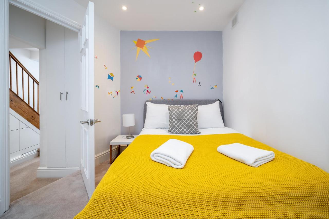Sleek Flat With Communal Courtyard Apartamento Londres