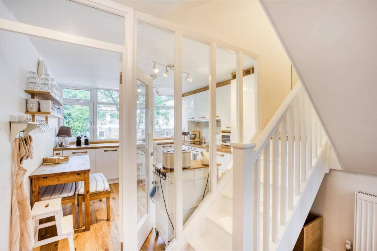 Homely 4 Bedroom House In Brixton Apartamento *