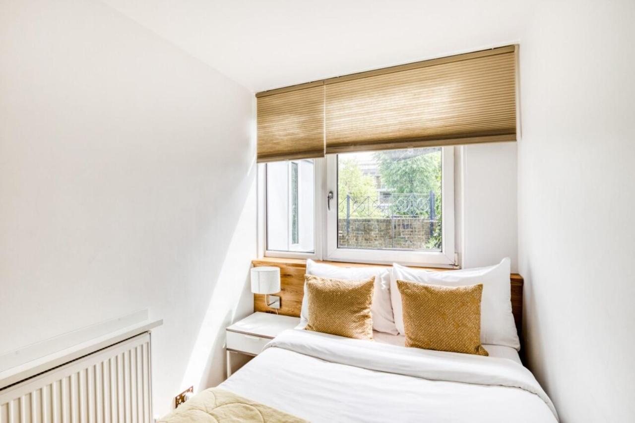 Homely 4 Bedroom House In Brixton Appartement