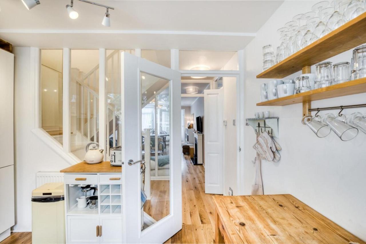 Homely 4 Bedroom House In Brixton Appartement *