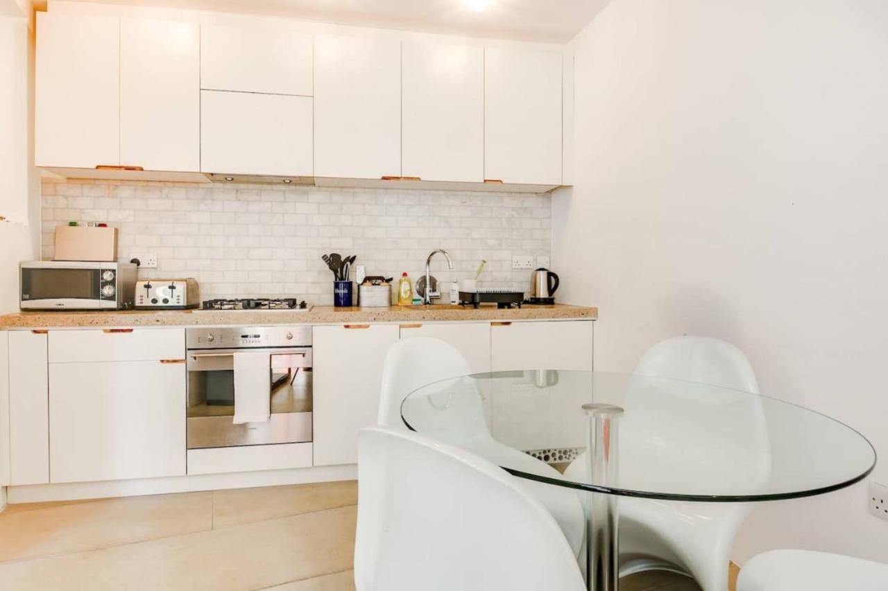 Appartement Stylish Bright W Private Garden