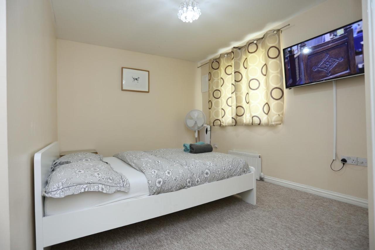 Lovely 4 Bed House Vakantiehuis