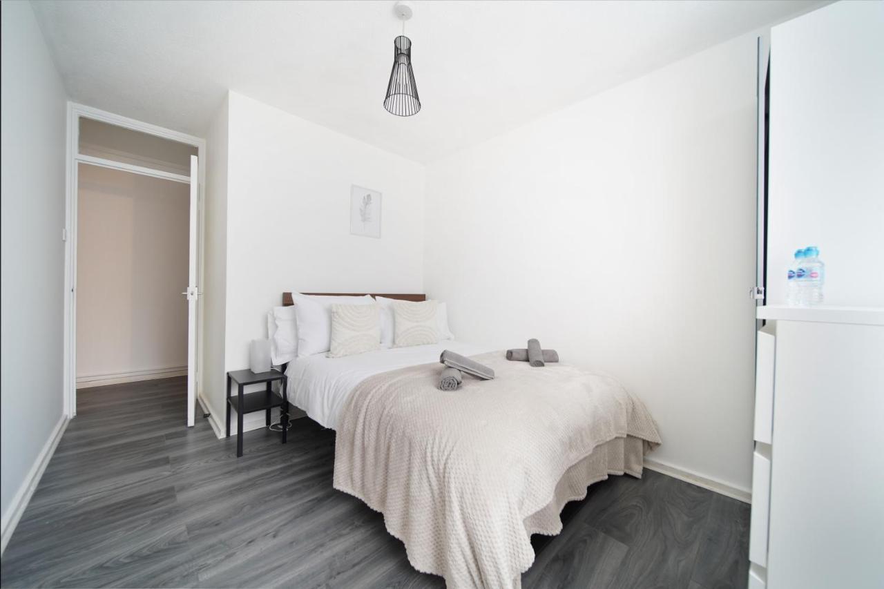 Stylish Two Bedroom Apt Apartment