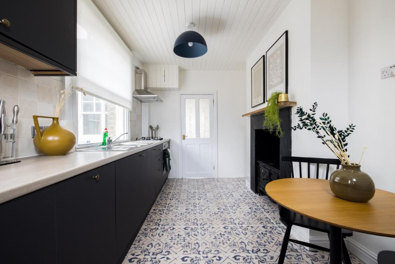 The Bridge Escape - Stylish 2bdr House In The Heart Of Apartment London