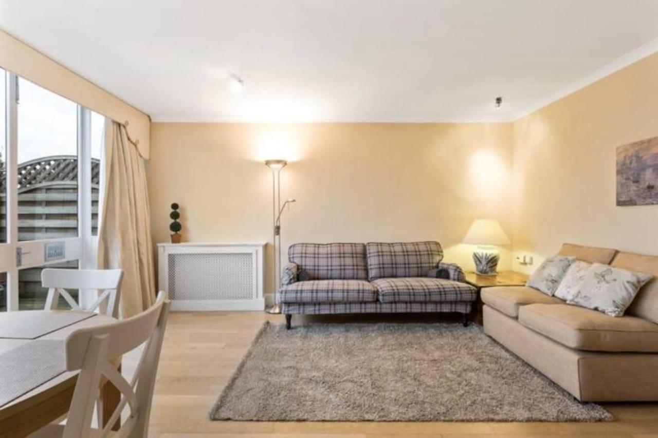 Bright 2 Bedroom Near The Natural History Museum * Londres