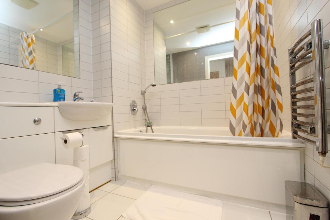 Apartment Spacious 1- Bedroom In E16 *