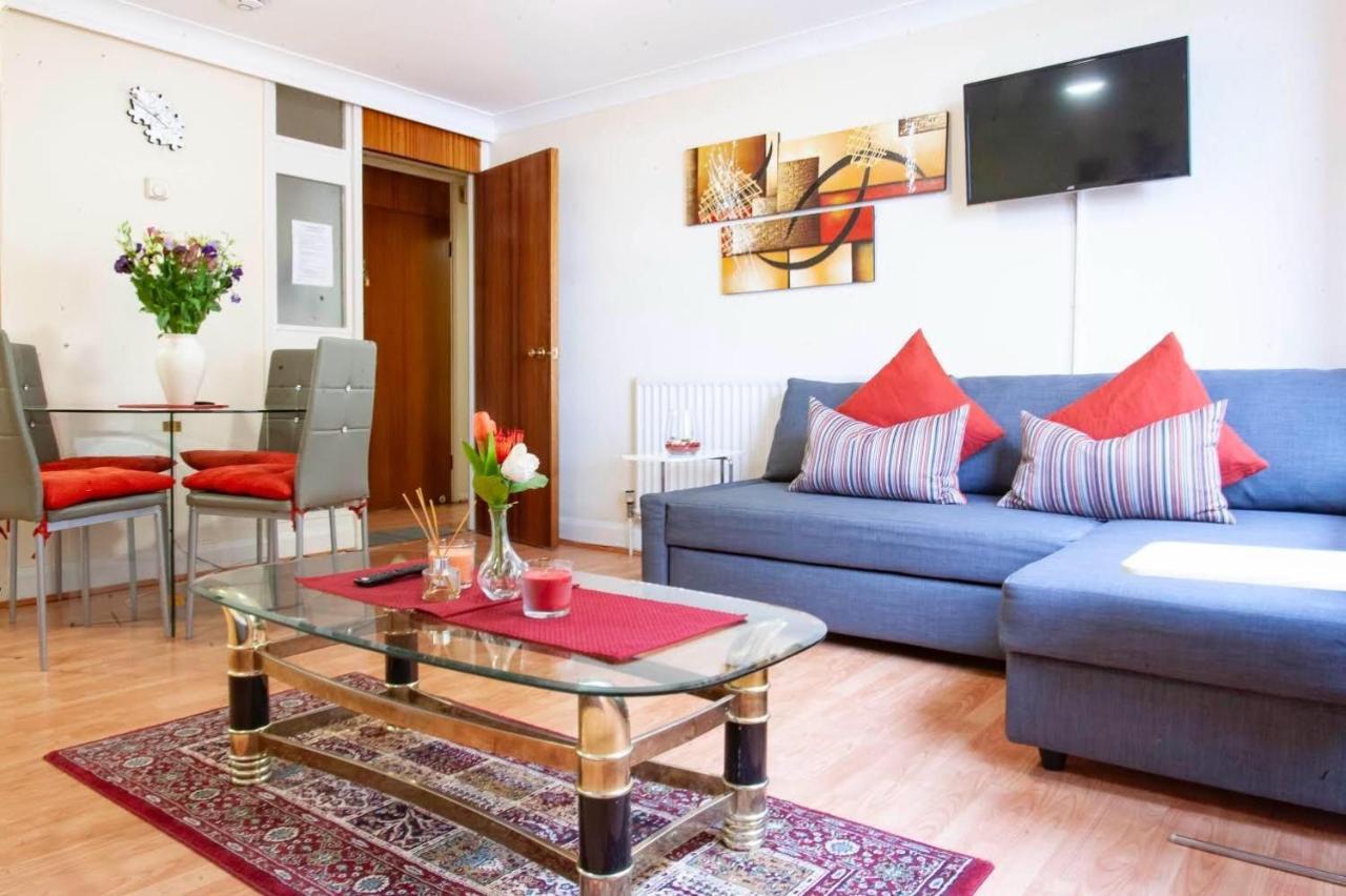 Stylish By Hyde Park Apartamento