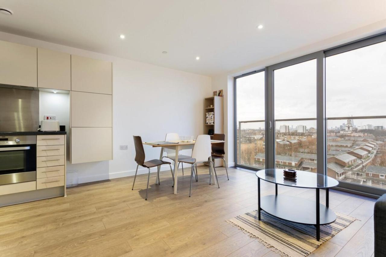 Modern 1 Bedroom Near Canary Wharf With Balcony Appartement Londres