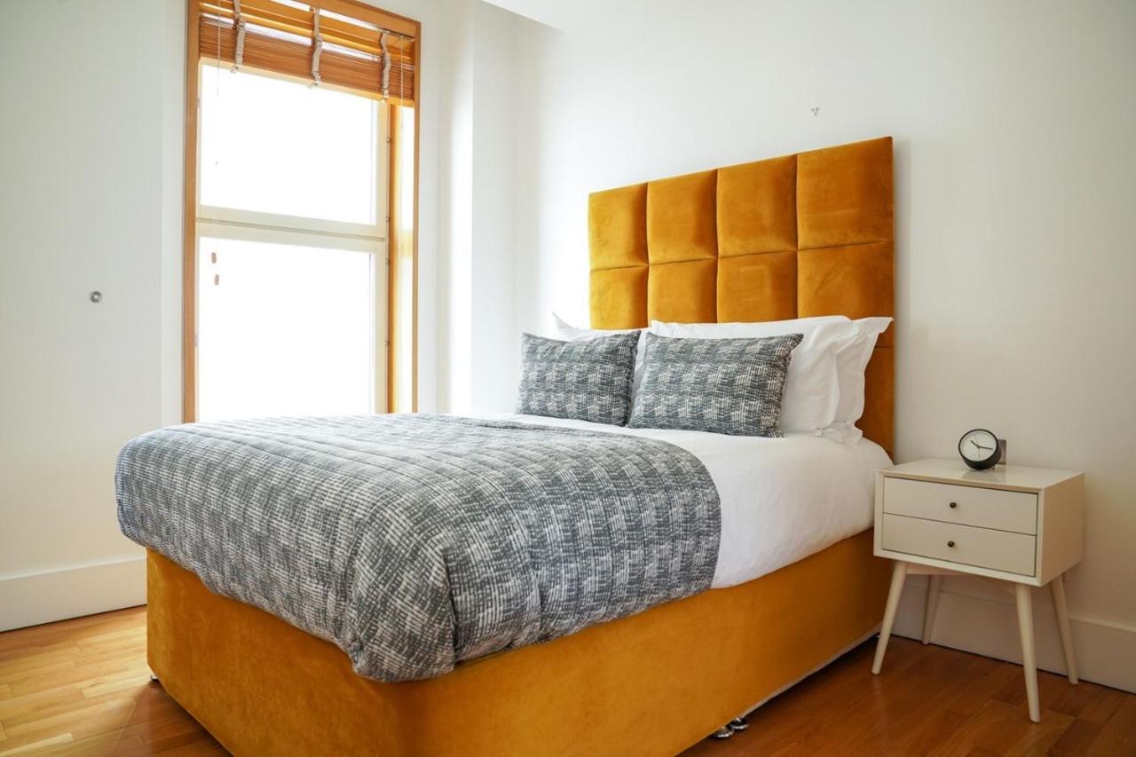 Piccadilly Circus Luxury Studio *