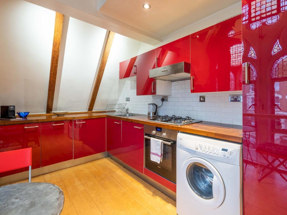 Pass The Keys Beautiful Spacious 2-bed In Converted Church Appartement Londen