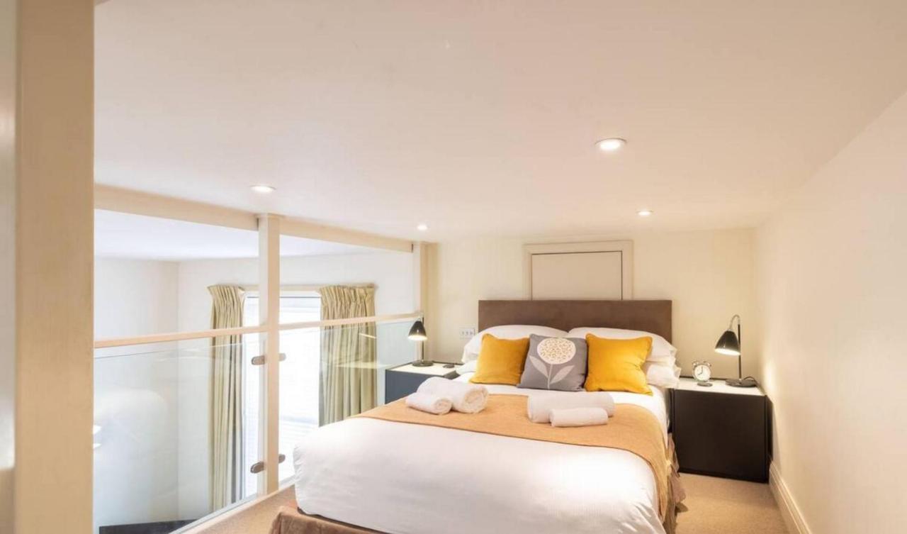 Fabulous Notting Hill Spacious Studio Apartamento *