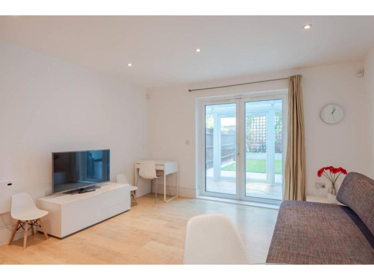 Pass The Keys - King's Cross Modern Flat With Sunny Garden Appartement